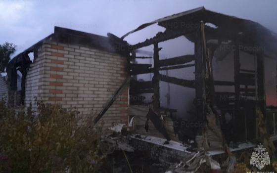 Человека пострадал на пожаре в жилом доме в Почепском районе