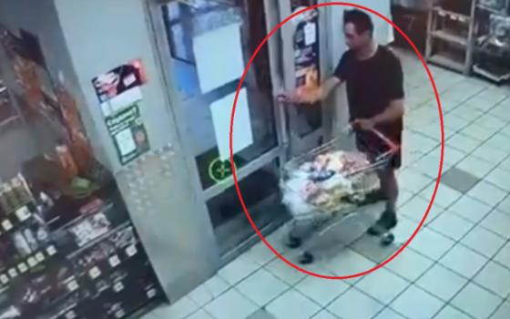 Кражу сыра на 27 тысяч рублей раскрыл участковый уполномоченный полиции в Брянске