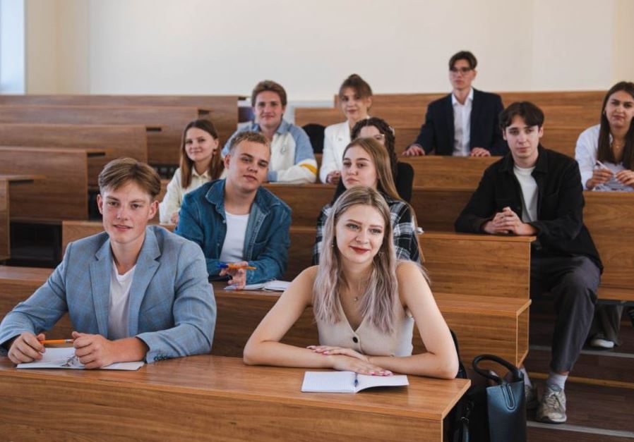 Куда пойти учиться?