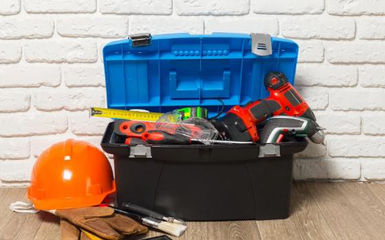 Кражу инструментов раскрыли полицейские в Брянске