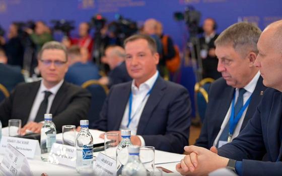 Брянский губернатор поучаствовал в заседании комиссии Государственного совета РФ