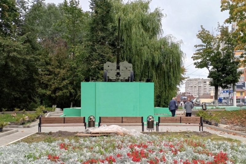 Гвардейский мемориал благоустраивают в Брянске по инициативе жителей