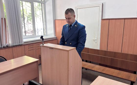 Главный бухгалтер брянской спортшколы получила условный срок за мошенничество 