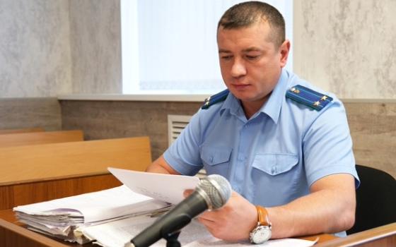 Брянский суд отправил в колонию иностранца за торговлю наркотиками 