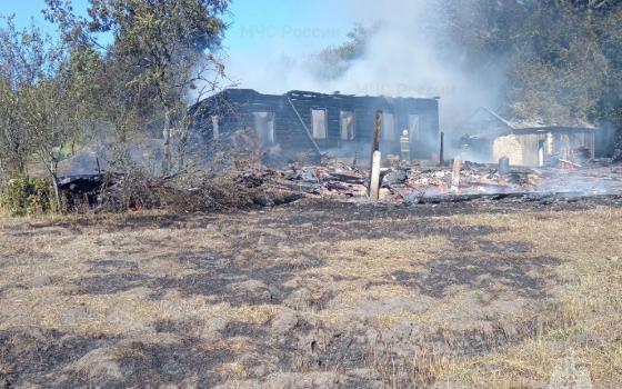 Женщина пострадала на пожаре в Климовском районе 