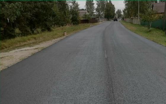 Новый асфальт и тротуары появились на трассе в Навлинском районе по нацпроекту