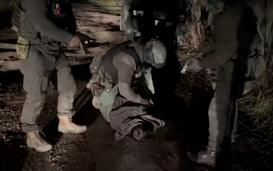 В Брянске напавшего на полицейского грабителя задержали росгвардейцы