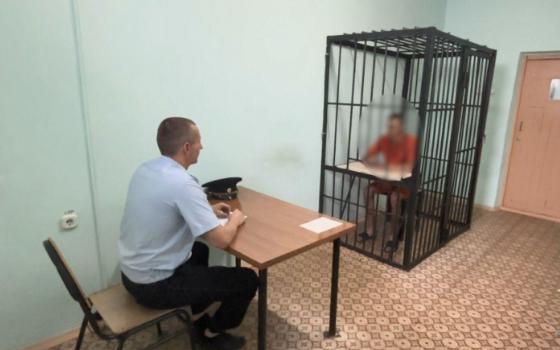Брянские полицейские задержали похитившего у пенсионера 8,9 млн рублей ростовчанина