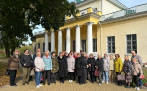 Ветераны брянского филиала «Россети Центр» посетили достопримечательности Жуковского района Брянской области 