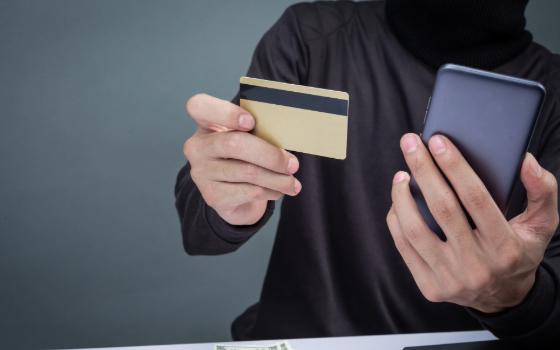 Дистанционные мошенники обманули свыше 20 брянцев за неделю