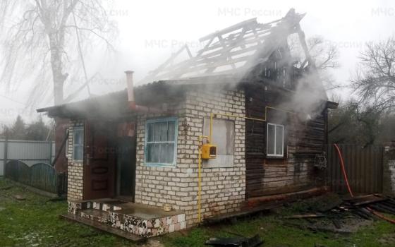 Жилой дом горел в Климовском районе накануне