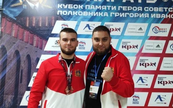 Брянские каратисты привезли две медали с турнира в Смоленске
