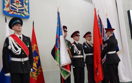 Копию Знамени Победы передали кадетам Брянской области