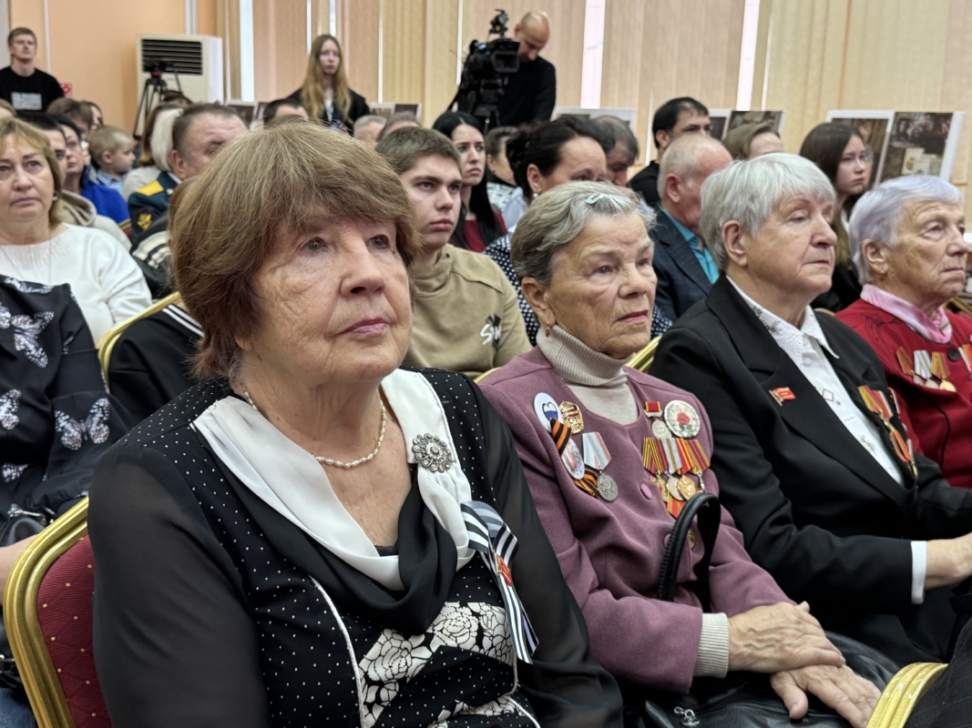 Память в кадре: 42 семьи на одной выставке: герои прошлого и настоящего