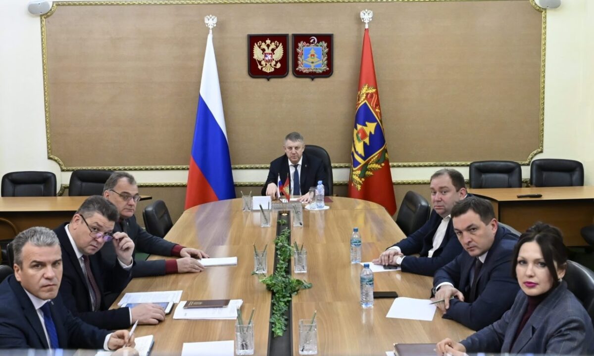 Брянский губернатор посмотрел и прокомментировал Прямую линию Президента России
