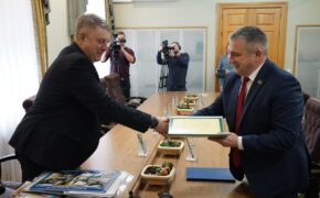 Брянский губернатор встретился с председателем Гомельского облисполкома Иваном Крупко