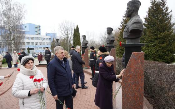 Митинг прошёл в Брянске в честь Дня Героев Отечества