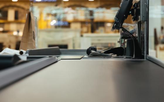 Подозреваемого в ограблении магазина брянца задержали полицейские