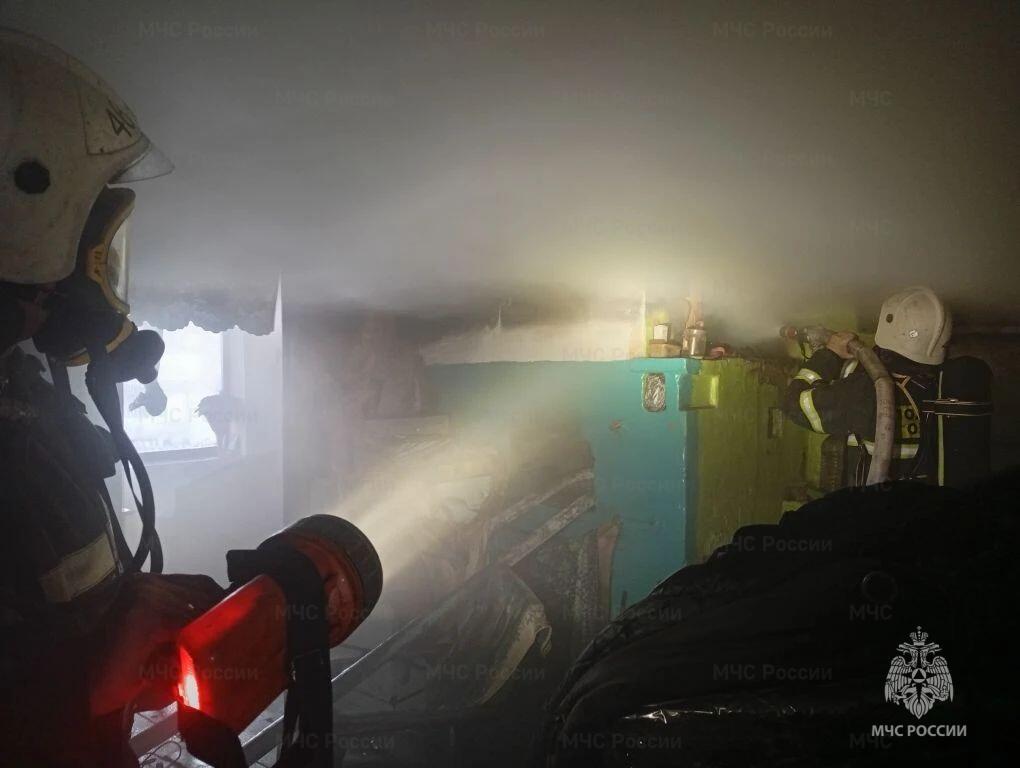 Жилой дом загорелся в Погарском районе днём в пятницу