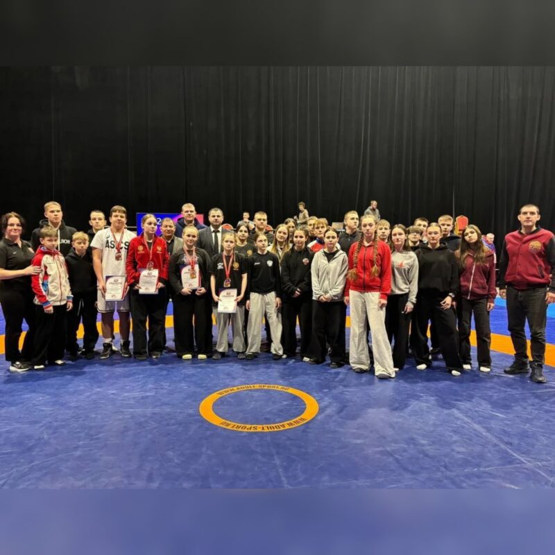 Брянские борцы завоевали семь медалей на первенстве ЦФО