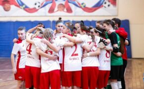 Брянские футболистки «Спартака» выиграли зональный этап первенства России
