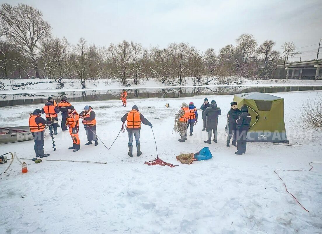 Подводный дрон привезли из Санкт-Петербурга для поиска утонувших в Брянске детей