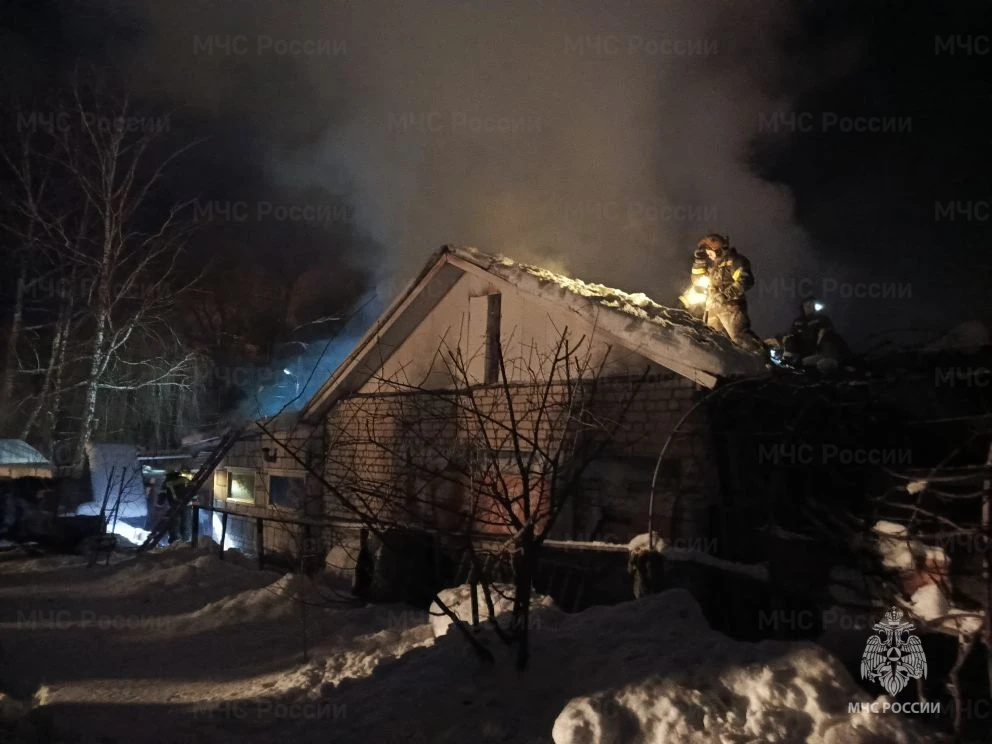 Гараж сгорел минувшей ночью в Супонево