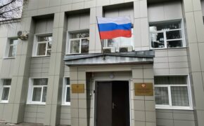 Брянец отправился в колонию за склонение подростка к употреблению наркотиков