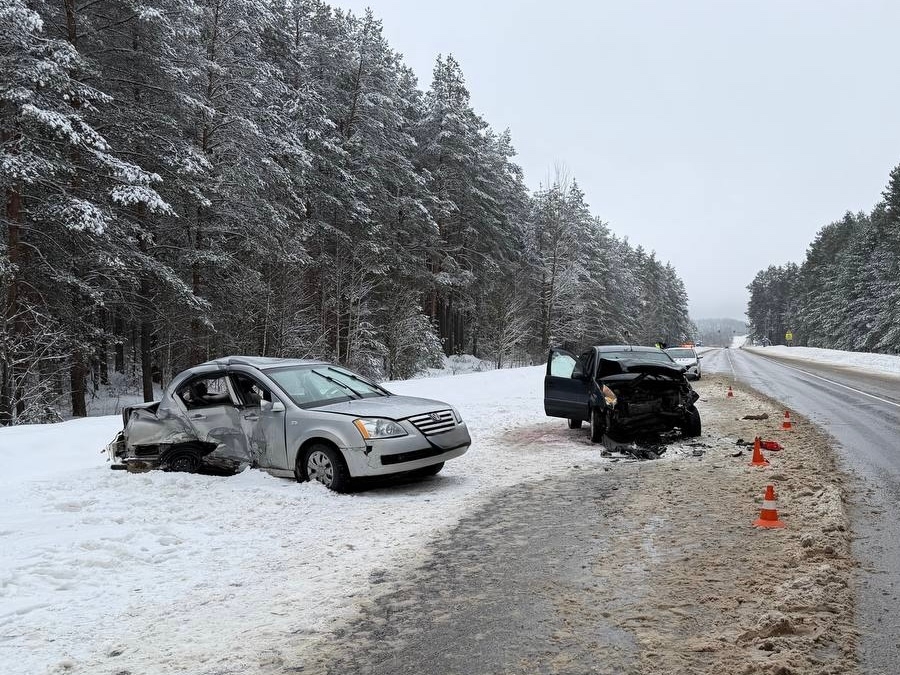 Два водителя пострадали в ДТП на трассе в Навлинском районе