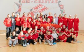 Брянские футболистки выиграли три матча зонального этапа первенства России