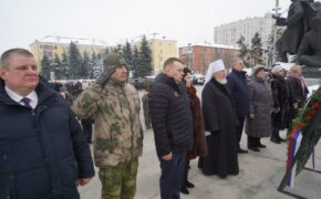 День защитника Отечества отметили в Брянске памятным митингом