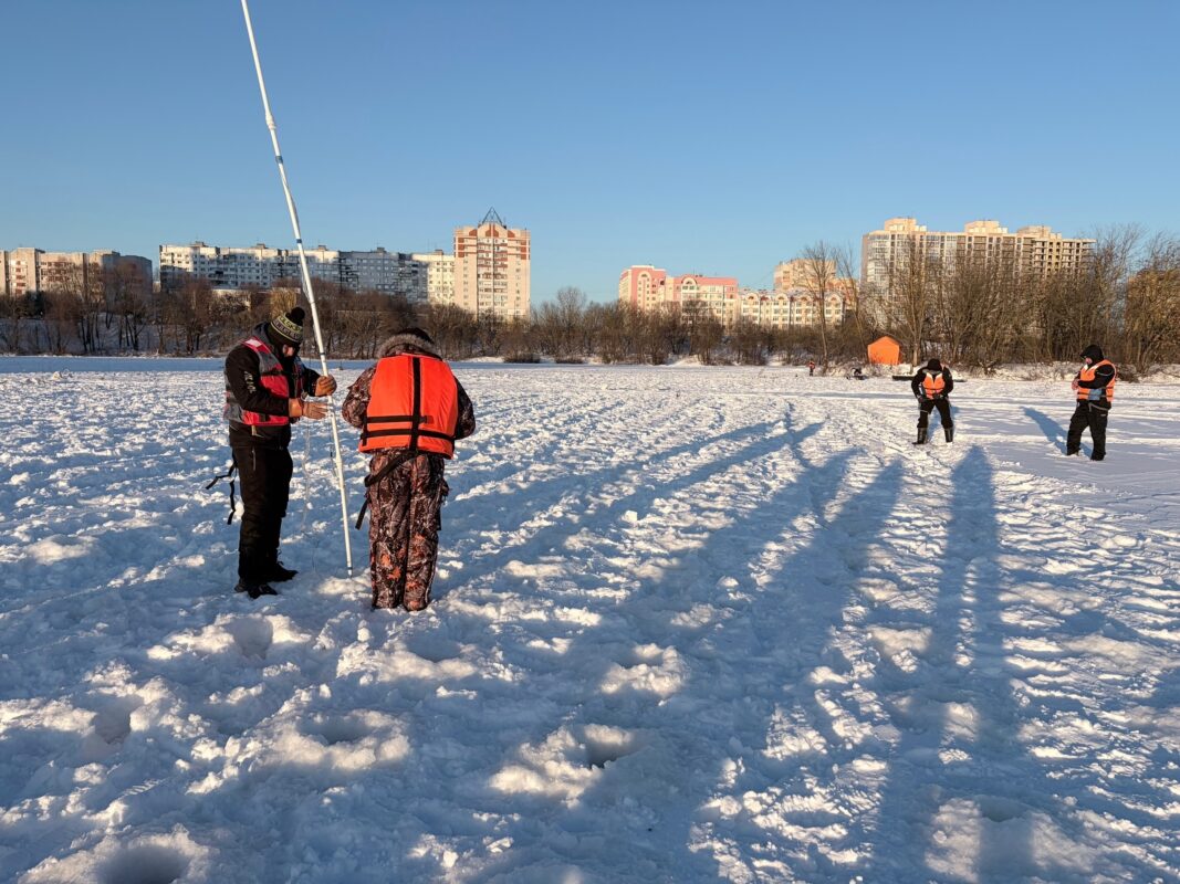 Более 56 000 квадратных метров акватории Десны в Брянске проверили спасатели и волонтёры