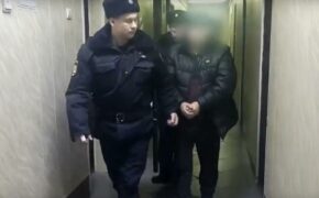 Подозреваемых в ограблении пенсионеров двоих брянцев задержали полицейские