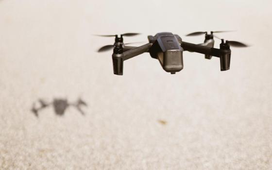 Дроны напали на гражданский автомобиль в Севском районе