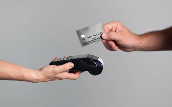 В Брянске полицейские задержали подозреваемого в краже денег с чужой карты