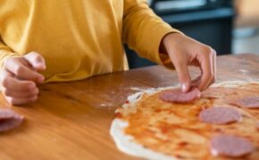 Брянские дети приготовят пиццу в честь защитников Отечества