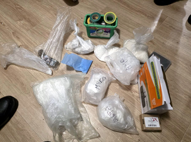 Брянские стражи порядка изъяли шесть килограмм наркотиков из незаконного оборота