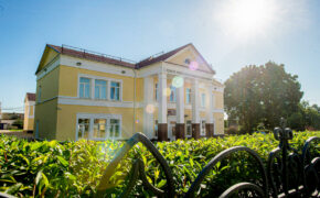 Демография – это про людей: как репродуктивное здоровье влияет на рождаемость