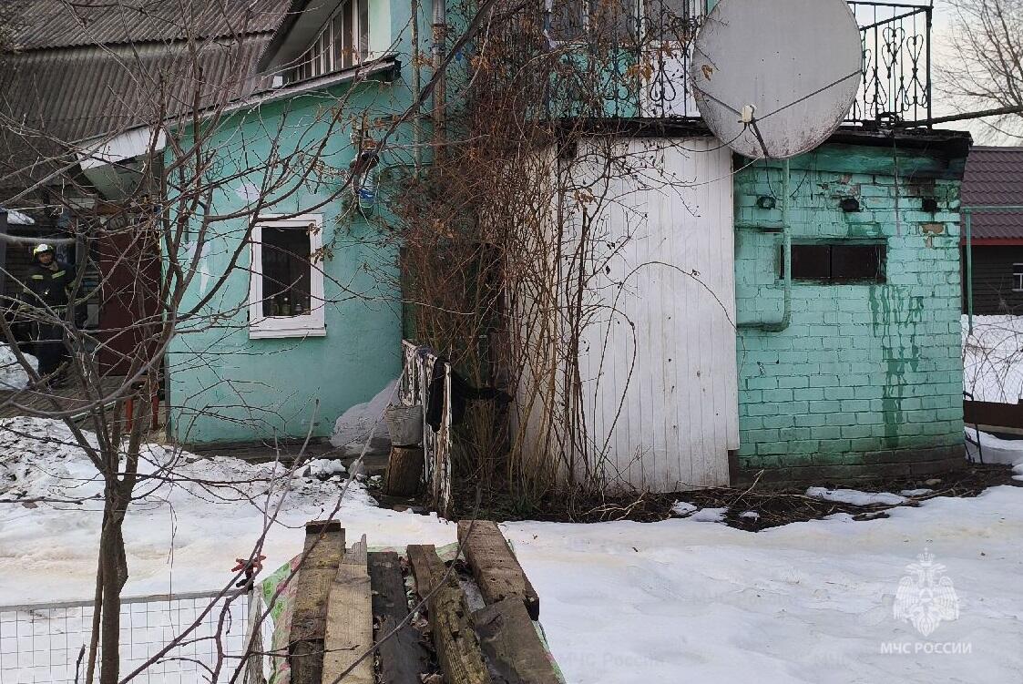 Женщина пострадала на пожаре в Клинцах накануне