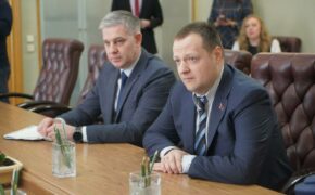 Брянский губернатор обсудил сотрудничество с  гендиректором Минского моторного завода