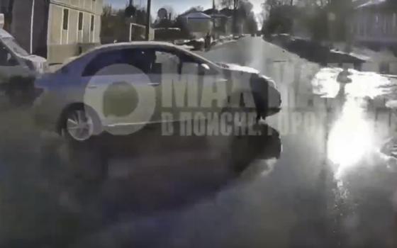 Молодой водитель из Брянска заплатит штраф за попавшее на видео нарушение ПДД