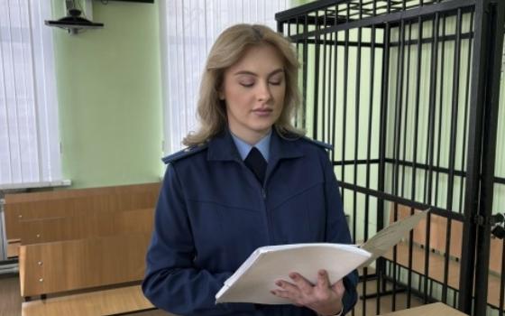 Двух женщин брянский суд отправил в колонию за «закладки» с наркотиками