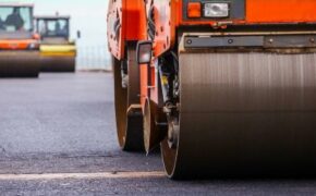 Дорогу на переулке Московском в Брянске отремонтирую по нацпроекту