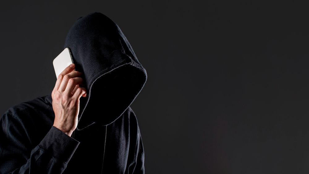 Дистанционные мошенники обманули 17 брянцев за неделю