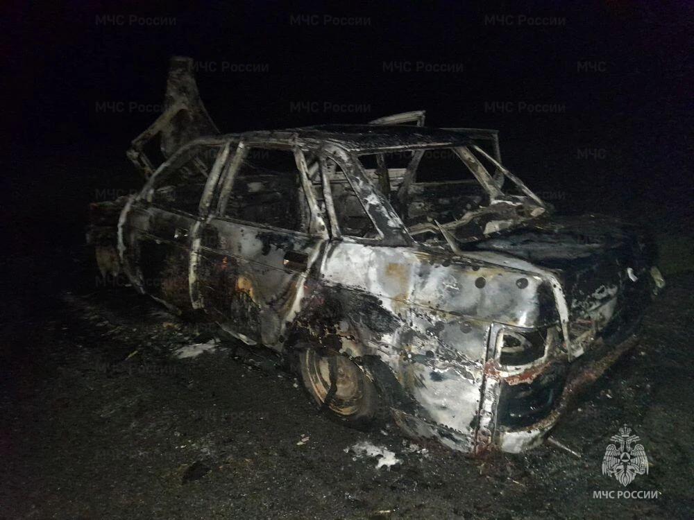Легковой автомобиль сгорел на брянской трассе