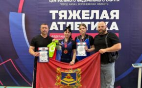 10 медалей завоевали брянские тяжелоатлеты на чемпионате и первенстве ЦФО