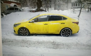 Полицейские оперативно раскрыли кражу автомобиля из автосервиса в Брянске