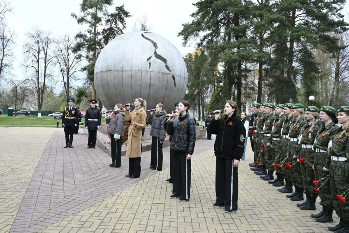 В Брянске почтили память погибших в радиационных авариях и катастрофах