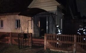 Пенсионера пострадал на пожаре в жилом доме в Брянске накануне