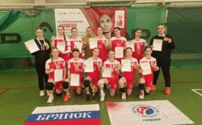 Брянские гандболистки выиграли турнир в Казани
